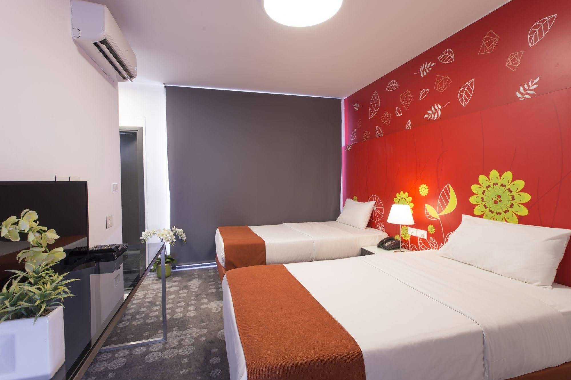 โฮเต็ล 35 รูมส์ Hotel เบรุต ภายนอก รูปภาพ