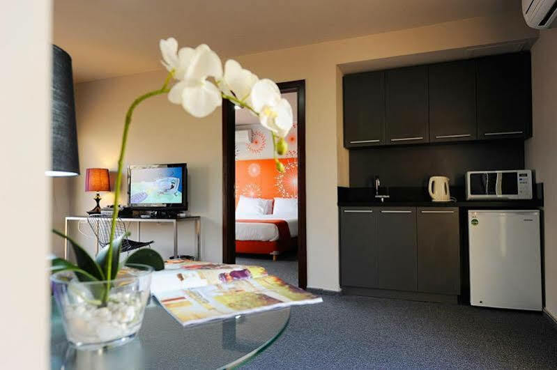 โฮเต็ล 35 รูมส์ Hotel เบรุต ภายนอก รูปภาพ